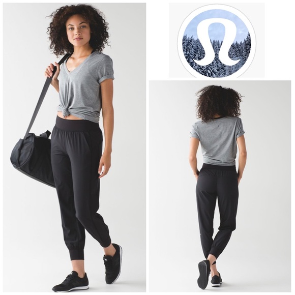 lululemon athletica Pants - Lululemon Sweat To Street Jogger in Black